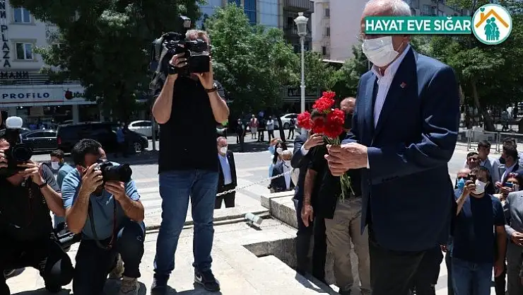 CHP'li Lideri Kemal Kılıçdaroğlu, Şahinbey ve Karayılan'ın mezarını ziyaret etti