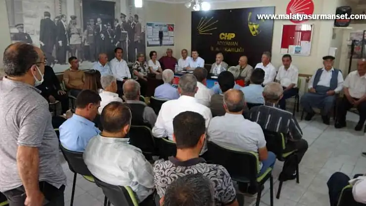 CHP'li milletvekilleri partililerle bir araya geldi