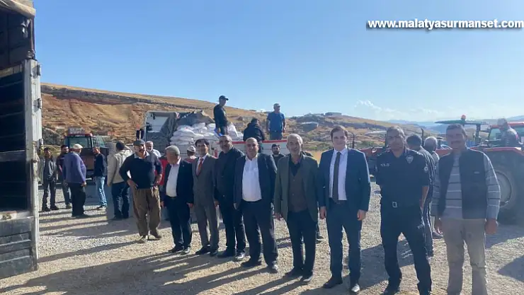 Çiftçilere Sertifikalı Tohum Dağıtıldı