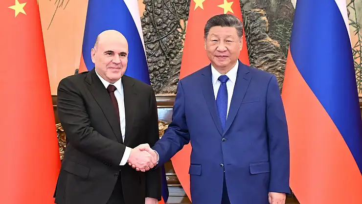 Çin Devlet Başkanı Xi, Rus Başbakan Mişustin ile görüştü