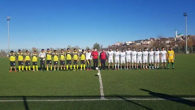 Çınar'daki futbol turnuvası sona erdi