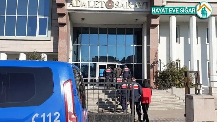 Cinayeti sokağa çıkma yasağını fırsata çevirip çözdüler