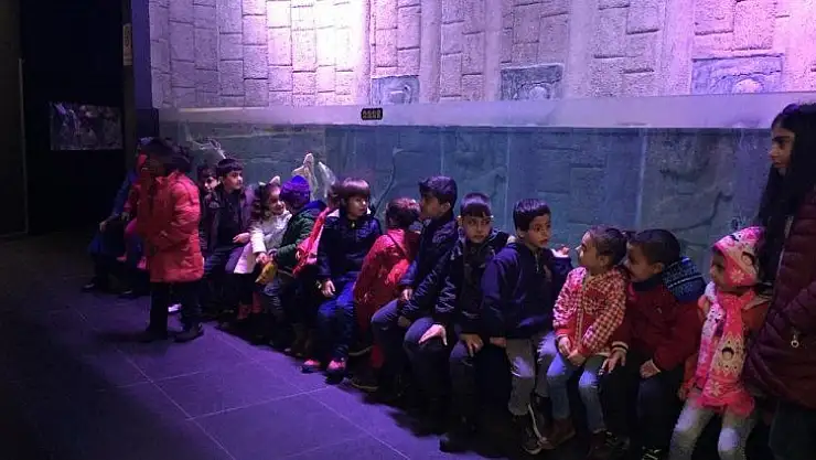 Çocuklara akvaryum sürprizi