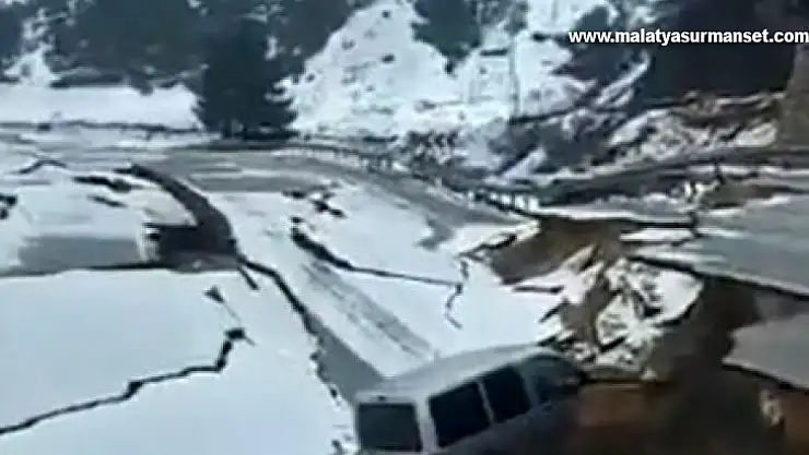 Çöken Adana - Antep otobanından çarpıcı görüntü