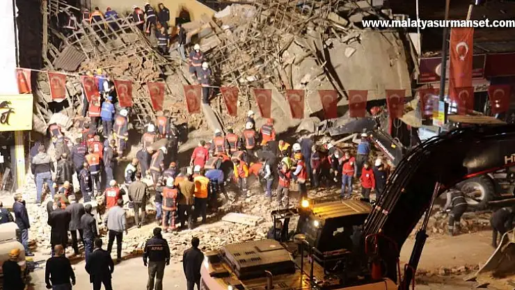 Çöken binada tadilat yaptıran işyeri sahibi gözaltına alındı