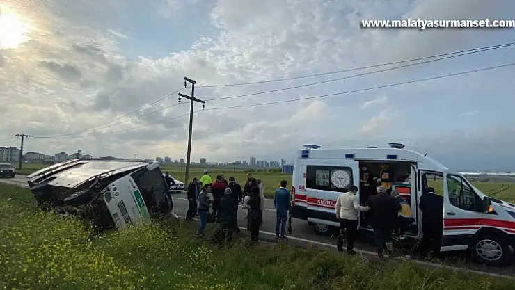 Çorlu'da işçi servisi şarampole yuvarlandı: 6 yaralı
