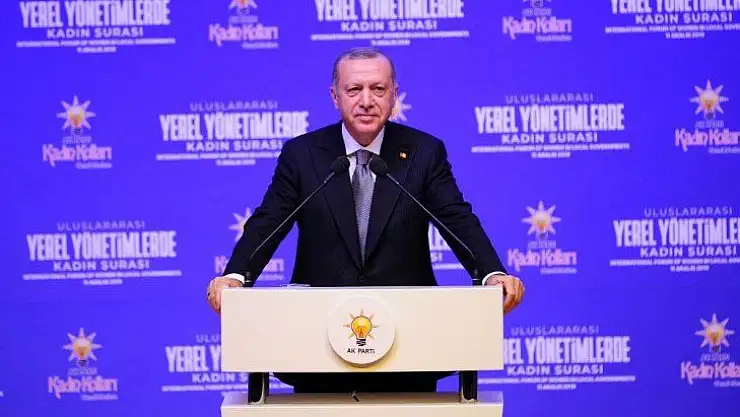 Cumhurbaşkanı Erdoğan: 'Çalışmak kadının aile içindeki önemine ortadan kaldırmaz'