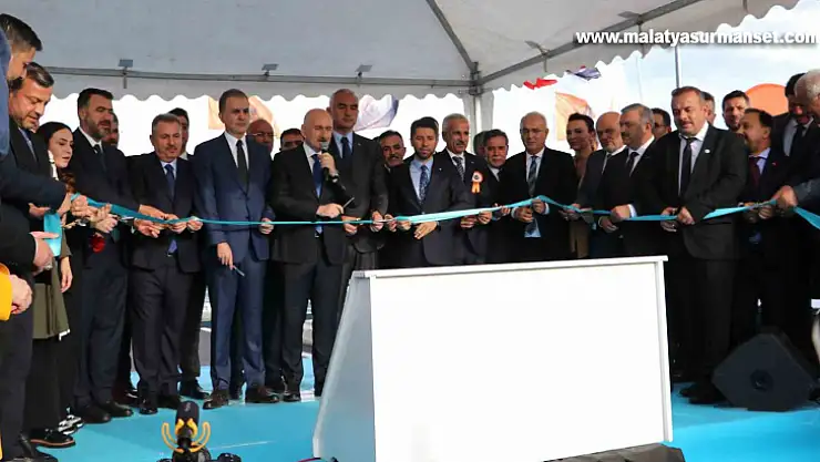Cumhurbaşkanı Erdoğan: Her eser milletin refahı için konmuş bir tuğla