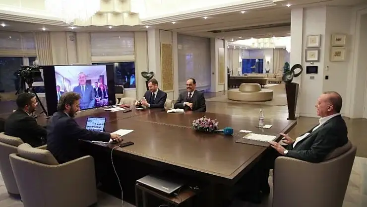 Cumhurbaşkanı Erdoğan bakanlarla video konferansla görüştü