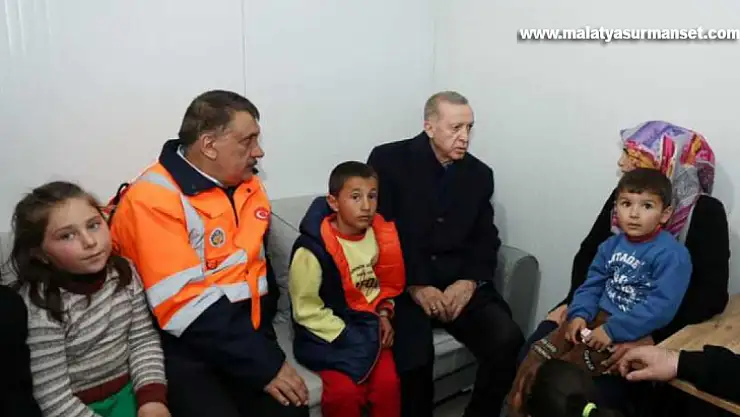 Cumhurbaşkanı Erdoğan Doğanşehir'de Depremzedelerle Buluştu