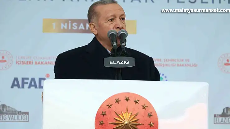 Cumhurbaşkanı Erdoğan, Elazığ'da depremzedelere seslendi