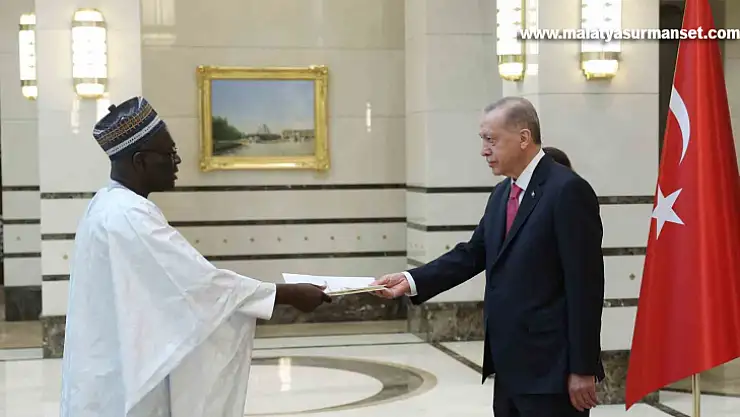 Cumhurbaşkanı Erdoğan, Gambiya Büyükelçisi Conteh'i kabul etti