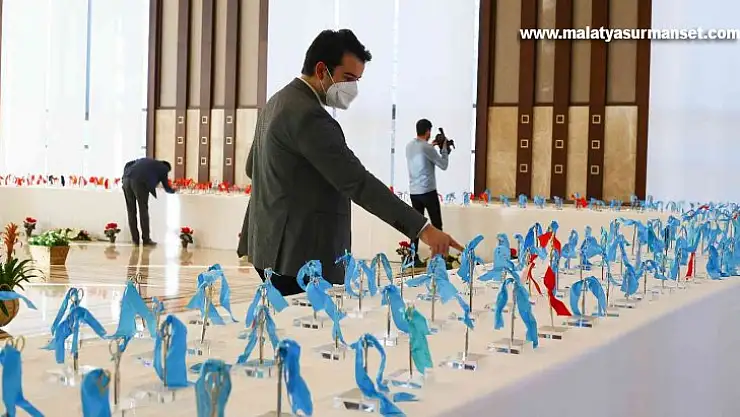 Cumhurbaşkanı Erdoğan'ın dev makas koleksiyonu bu sergide