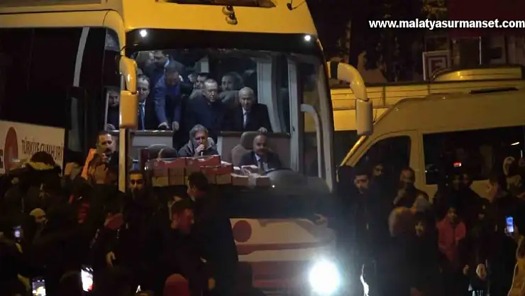 Cumhurbaşkanı Erdoğan, Kilis'ten ayrıldı