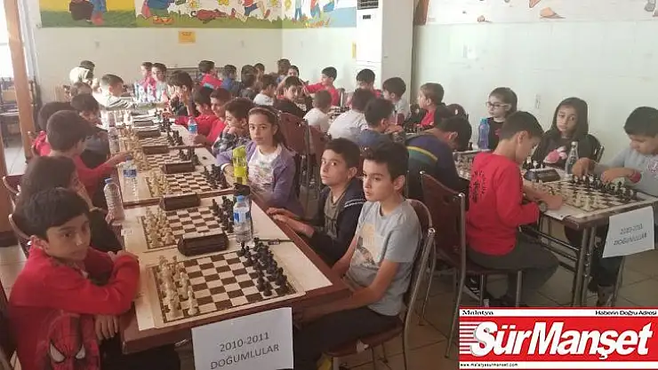Cumhuriyet satranç turnuvası düzenlendi