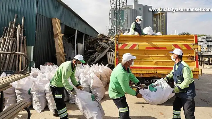 Dar gelirli ailelere kışlık yakacak yardımı