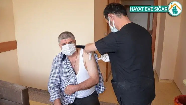 Darende'de koronaya karşı 9 bin kişi aşılandı