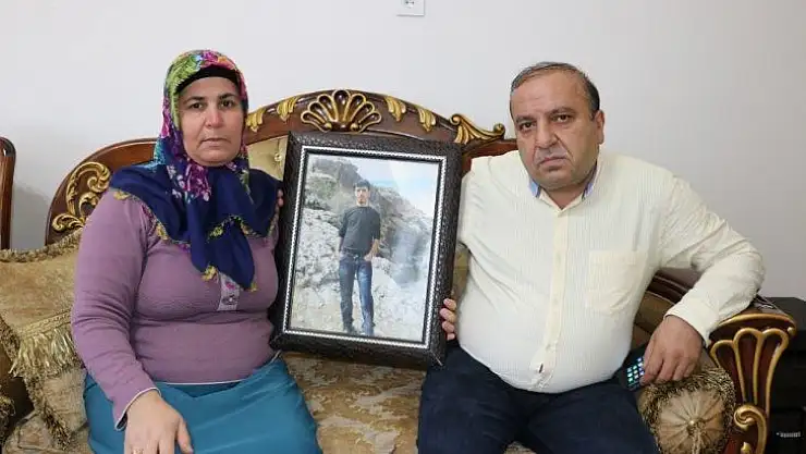 DEAŞ'a katıldığını düşündükleri çocuklarından 5 yıldır haber alamıyorlar