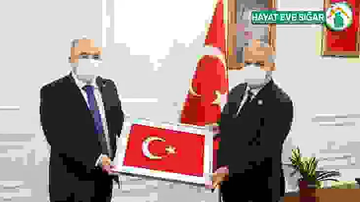 Demirtaş: 'Şehrimizin gelişmesi için el birliği yapacağız'