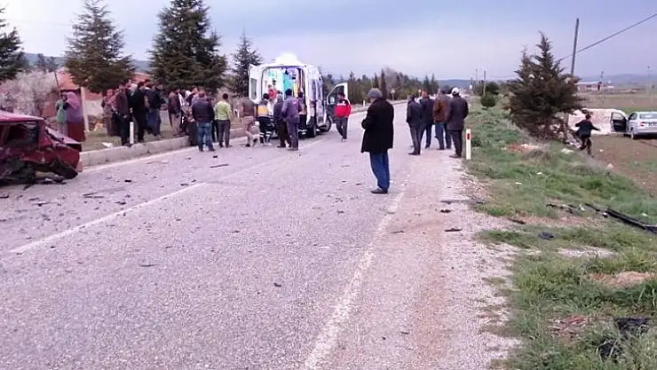 Denizli'de trafik kazası: 2 yaralı