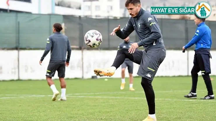 Denizlispor ara vermeden Gaziantep maçına hazırlanıyor