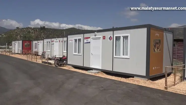 Deprem bölgesindeki illerde öğretmenlerin barınması için konteynerler hazırlanıyor