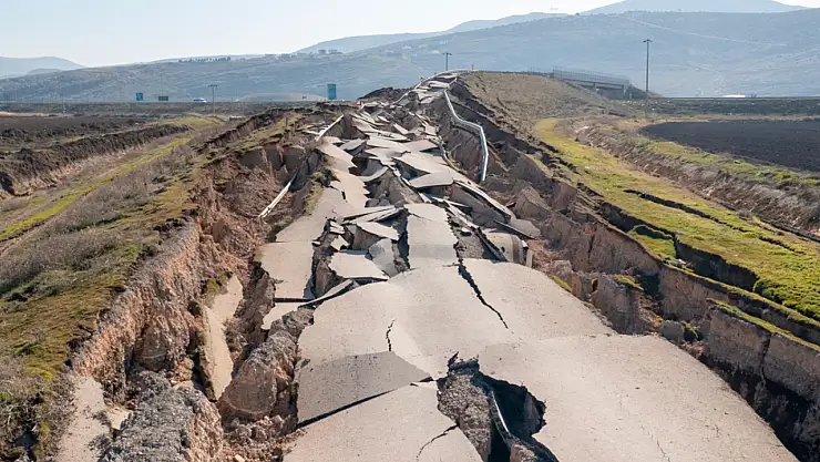 Deprem Enerjisi Mikropların Gizli Yakıtı Olabilir mi?