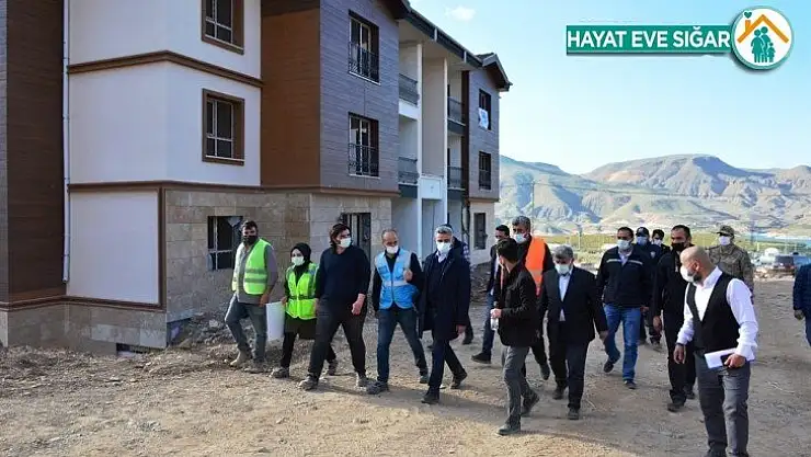 Deprem evleri tamamlanıyor