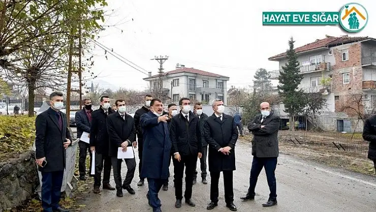 Deprem konutları yollarının yapım çalışmaları devam ediyor