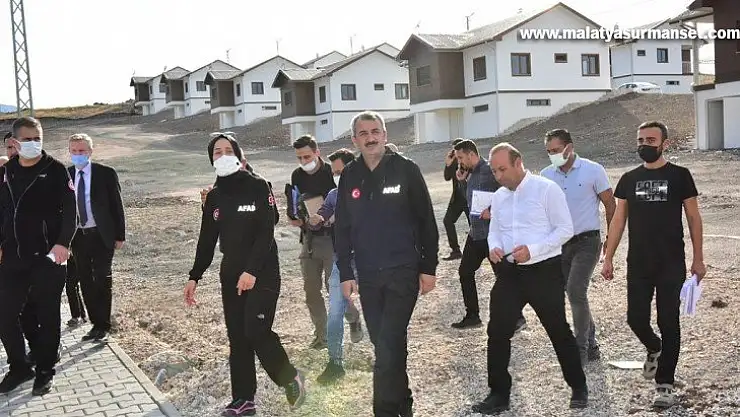 Deprem konutlarında 'teslim' müjdesi