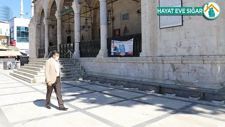 Depremde hasar gören 17 tarihi yapı restore ediliyor