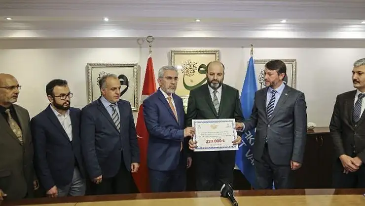 Depremden etkilenen ailelerin yaralarını sarmak için 320 bin TL toplandı