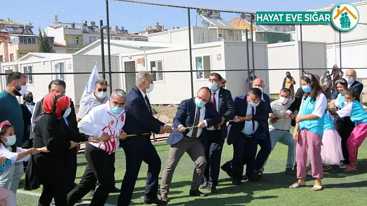 Depremzede çocuklar geleneksel oyunlarla  eğlendi