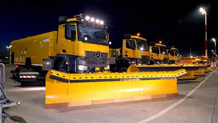 DHMİ Genel Müdürü Keskin, İstanbul Havalimanı'ndaki kış hazırlıklarını yerinde inceledi