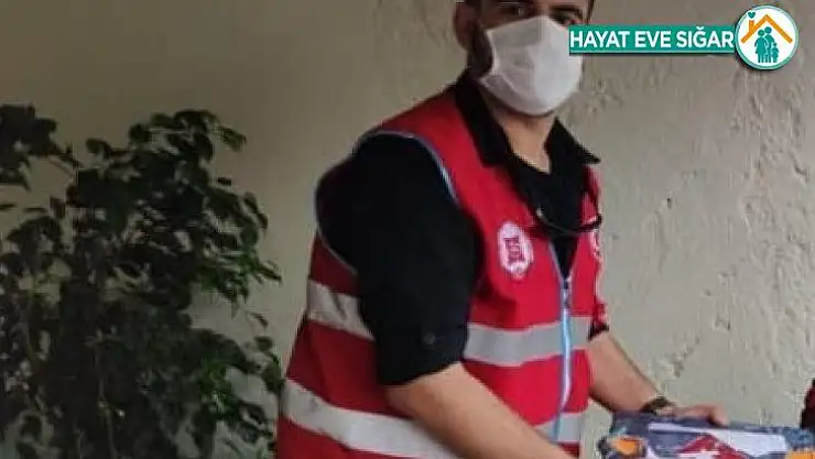 Dicle'de yetim ve öksüz çocuklara bayram hediyesi