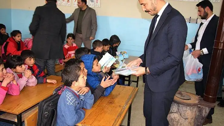 Dicle Elektrik'ten çocuklara 'Enerjik Hikayeler' kitabı