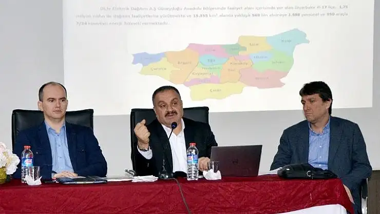 Dicle Elektrik yöneticileri Kocaköylü muhtarlarla buluştu