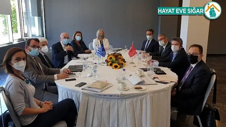 Dışişleri Bakan Yardımcısı Önal, Yunan Bakan Yardımcısı Fragoyannis ile görüştü