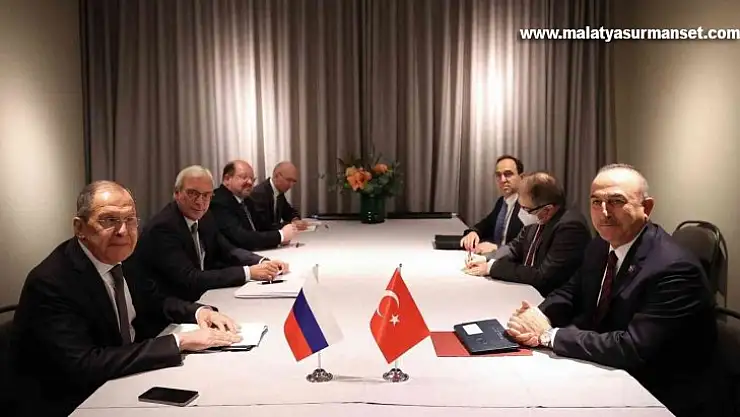 Dışişleri Bakanı Çavuşoğlu, Rus mevkidaşı Lavrov ile görüştü