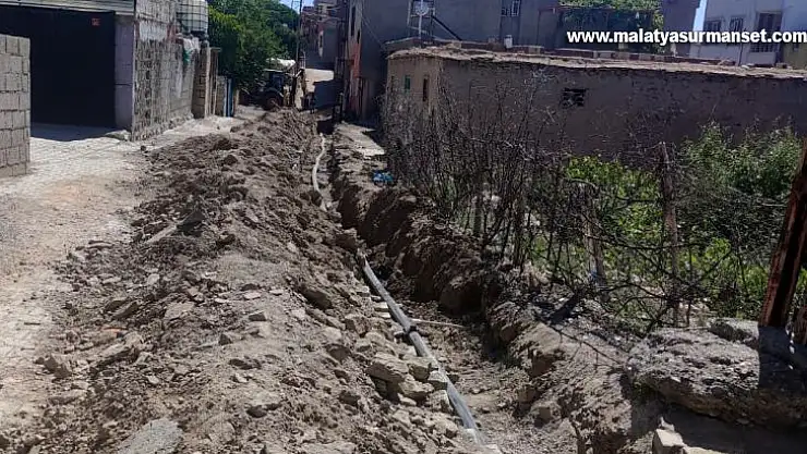 DİSKİ ekipleri su sorunlarını çözmeye devam ediyor