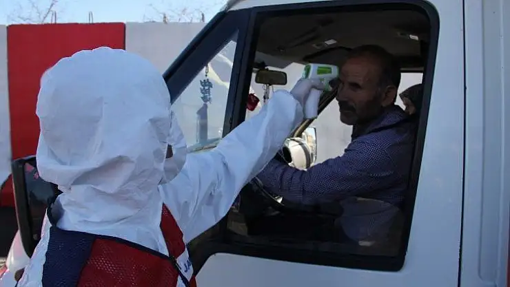Diyarbakır'a araç giriş çıkışları durduruldu
