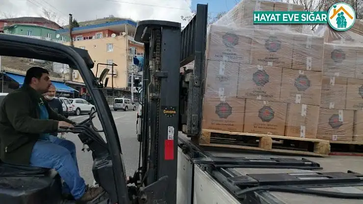 Diyarbakır Büyükşehir Belediyesi 10 bin aileye gıda kolisi dağıtıyor