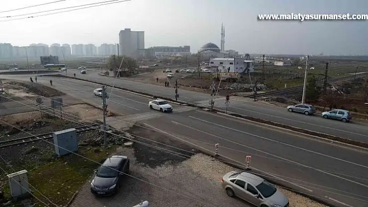 Diyarbakır'da bağlantı yolu yenileme çalışmaları tamamlandı