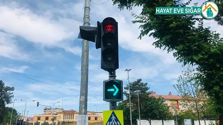 Diyarbakır'da cadde ve sokaklarda kısıtlamanın ilk gününde sessizlik hakim