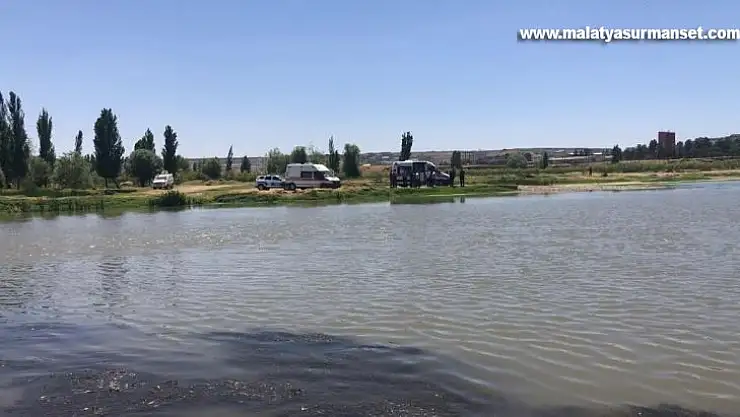 Diyarbakır'da Dicle Nehri'ne giren 3 genç kayboldu