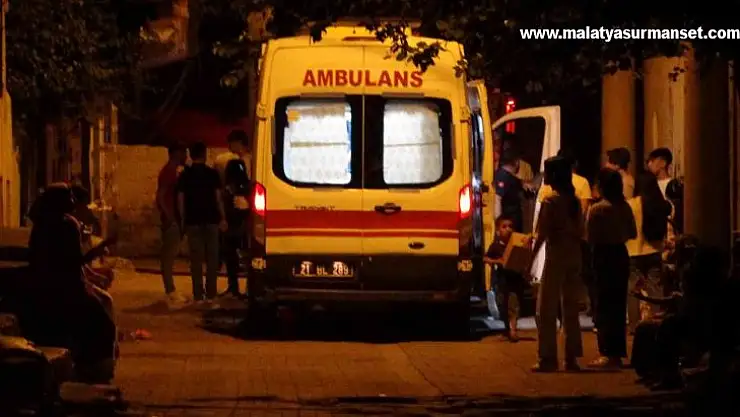 Diyarbakır'da elektrik kontağından ev yangını