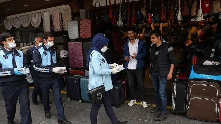 Diyarbakır'da esnaf ve vatandaşlara korona virüs bilgilendirmesi