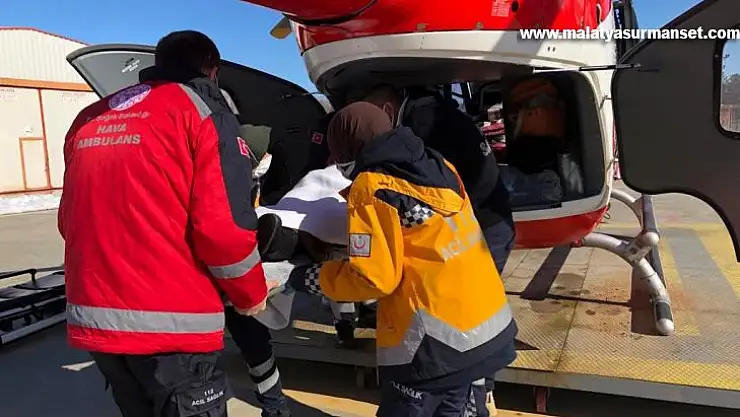 Diyarbakır'da hava ambulansı Berivan için havalandı