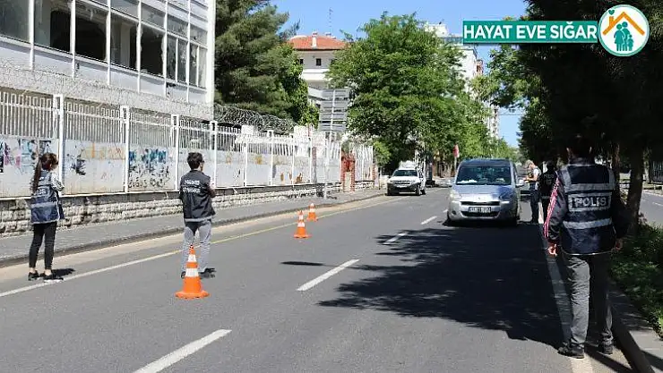 Diyarbakır'da kısıtlamanın son gününde de sessizlik devam ediyor