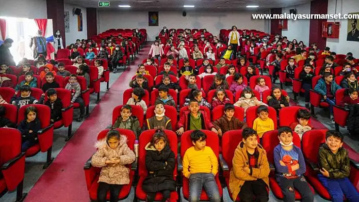Diyarbakır'da öğrencilere çevre temizliği eğitimi